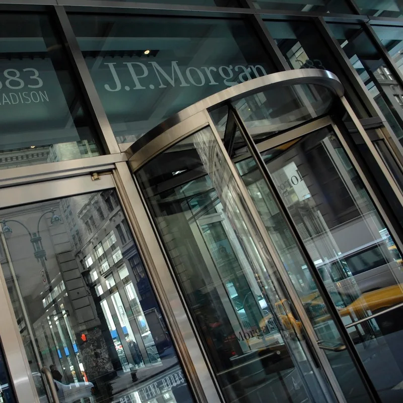 JPMorgan aumenta su participación en ETF de Bitcoin y Ethereum