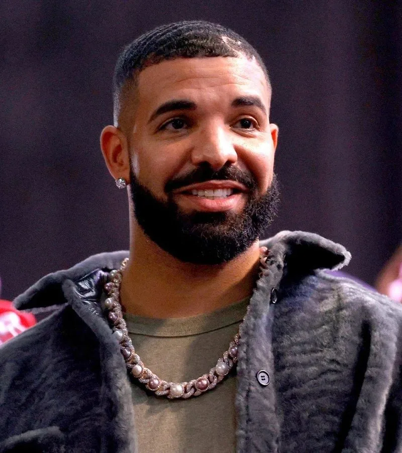 Drake apuesta 1.5 millones de $USDT a que Argentina vencerá a España en la final de la Copa Mundial de la FIFA.