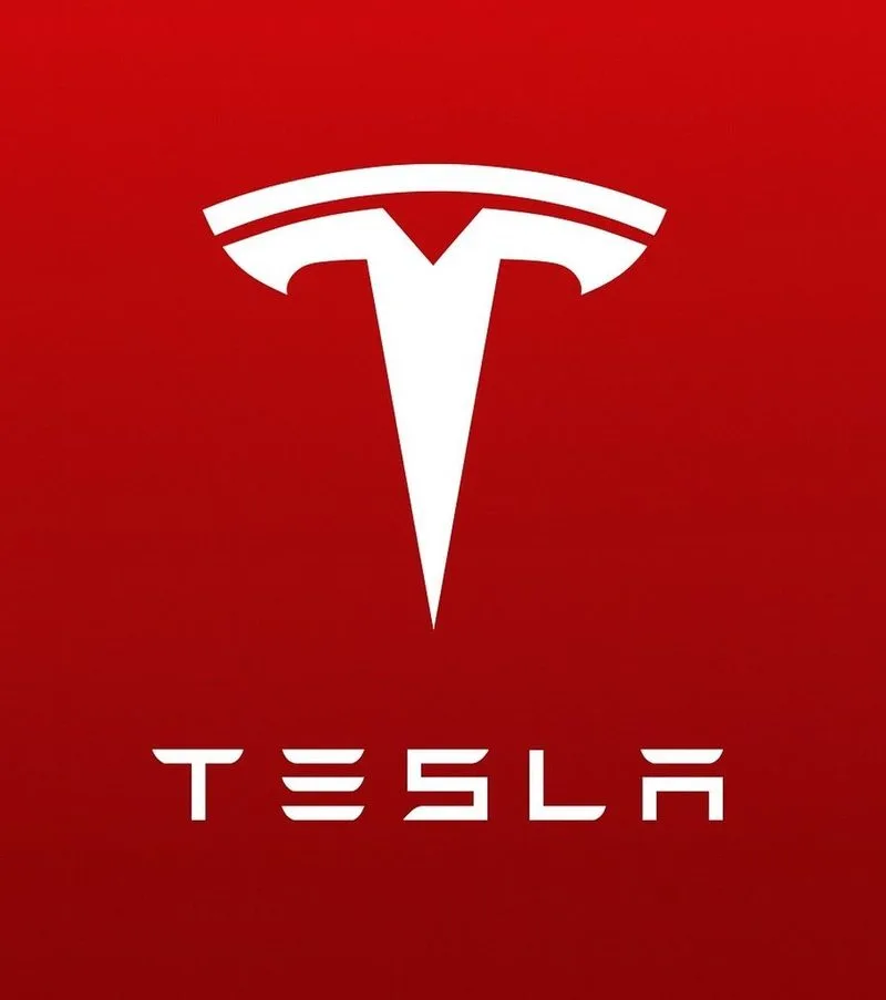 Tesla $TSLA revela que no vendió ninguno de sus $825.000.000 en Bitcoin en el Q2 2026.