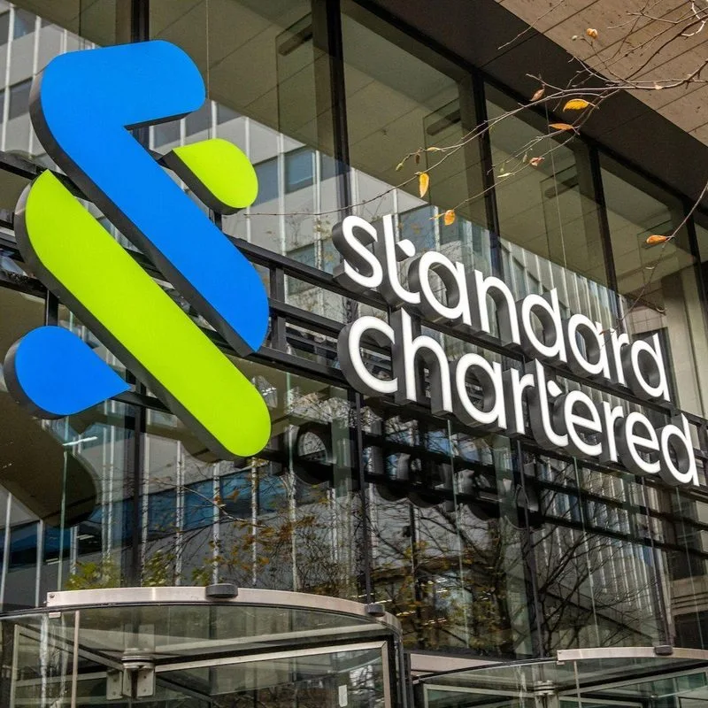 📊 Standard Chartered inició la cobertura de Chainlink con un precio objetivo de 13 $ para finales de año y de 200 $…