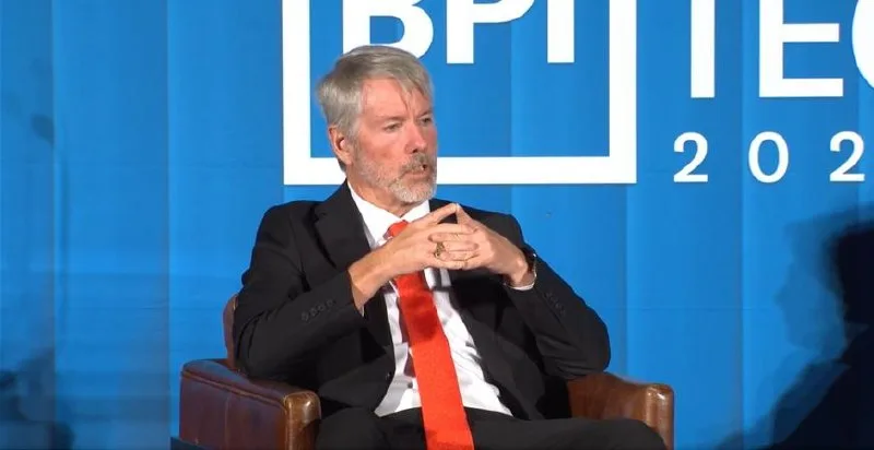 Jeffrey Gundlach reduce exposición a IA y rota a cripto