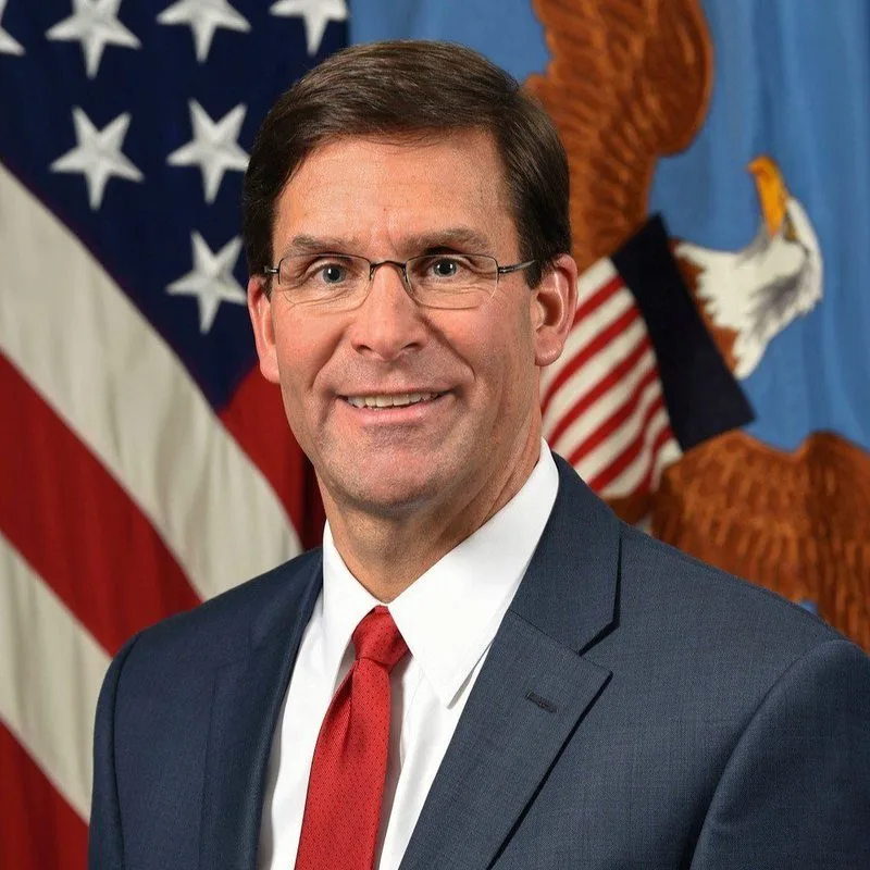 🇺🇸 El exsecretario de Defensa de EE. UU., Mark Esper, calificó la Ley CLARITY como un "imperativo de seguridad…