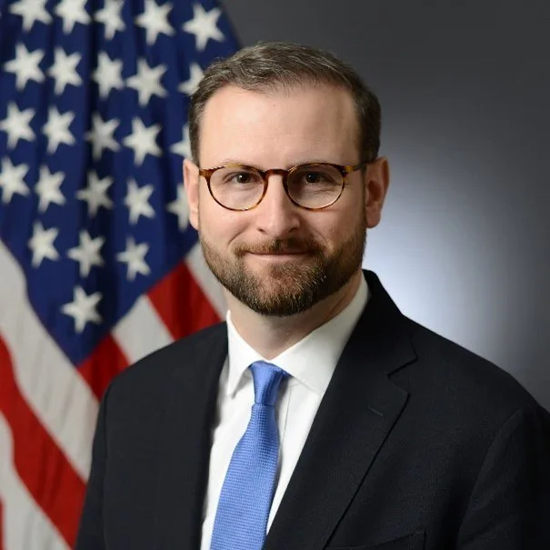 White House lamenta derrota del CLARITY Act
