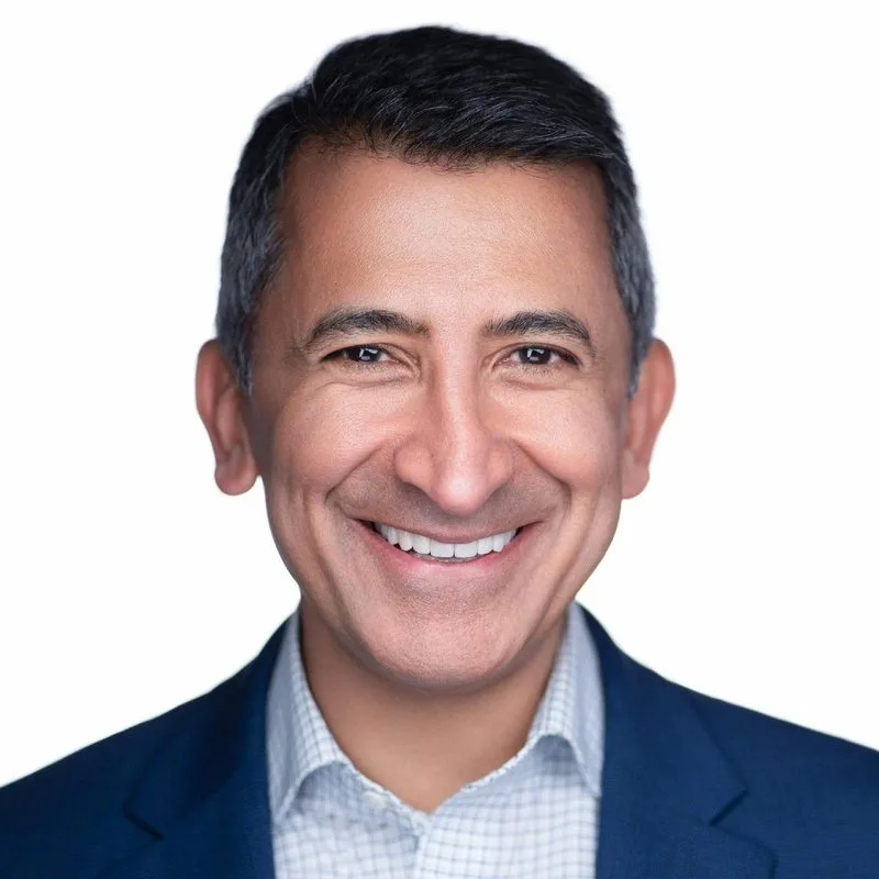 🇺🇸 El director de políticas de Coinbase, Faryar Shirzad, calificó las criptomonedas como "quizás el tema…