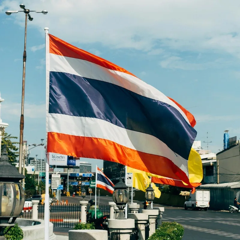 Tailandia propone derivados cripto a minoristas