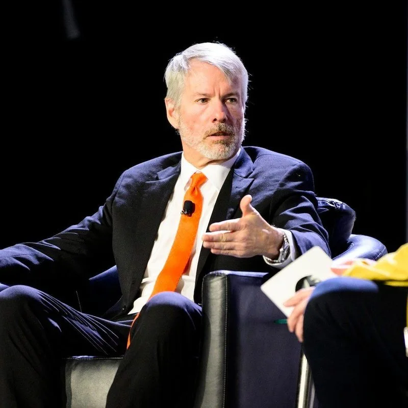 💰 Michael Saylor afirma que "quizás la mejor manera de comprar la mayor cantidad de Bitcoin no sea comprar la mayor…