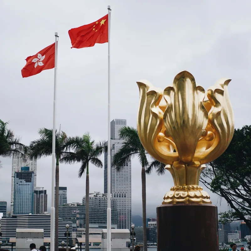 Hong Kong amplía supervisión a firmas cripto con nuevo MoU