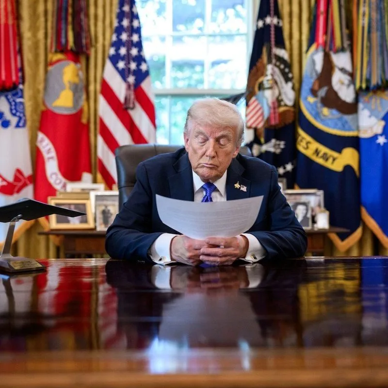 🇺🇸 Se espera que el presidente Trump se reúna con senadores el jueves para intentar resolver las disposiciones éticas…