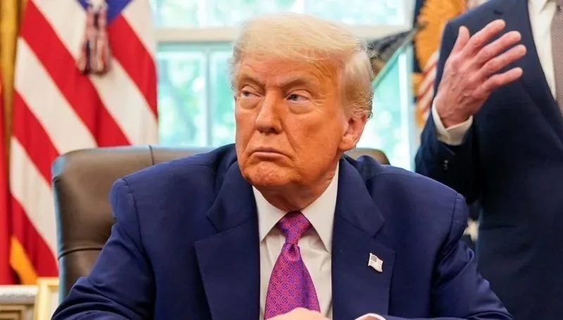 🇺🇸🇮🇷 El presidente Trump dice que Exxon y Chevron ganaron "demasiado dinero" con los altos precios del petróleo debido…