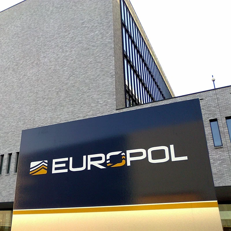 Europol alerta sobre ataques cuánticos a monederos cripto