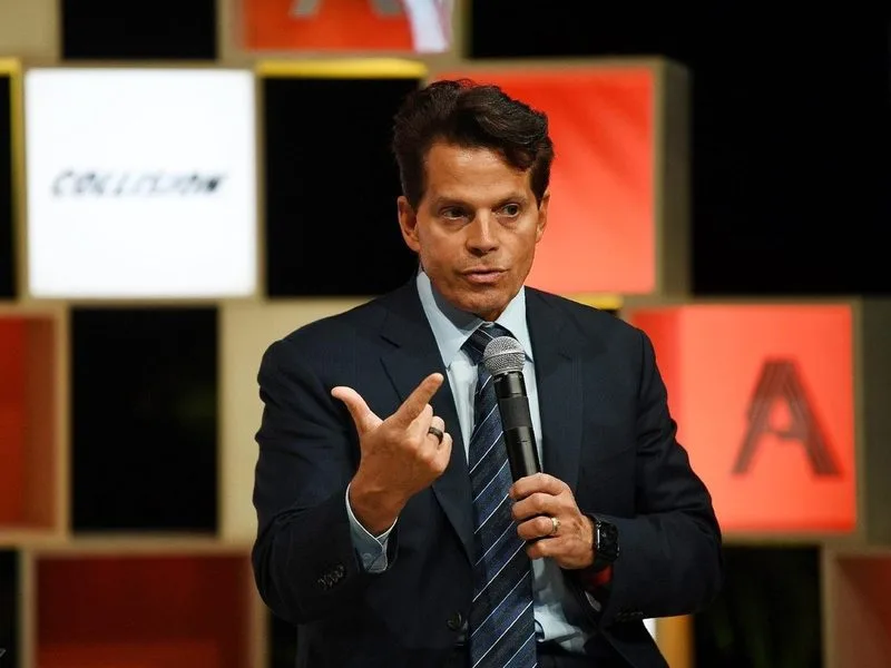 📈 Anthony Scaramucci dice que Bitcoin ha tocado fondo y que "subirá gradualmente" a partir de ahora, citando el RSI…
