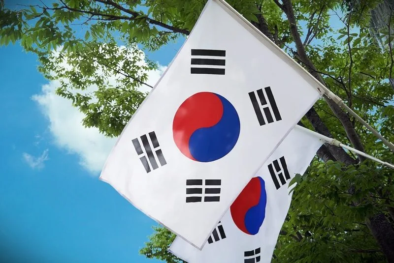 🇰🇷 Corea del Sur registró salidas de stablecoins por valor de 367 millones de dólares a exchanges extranjeros en junio…