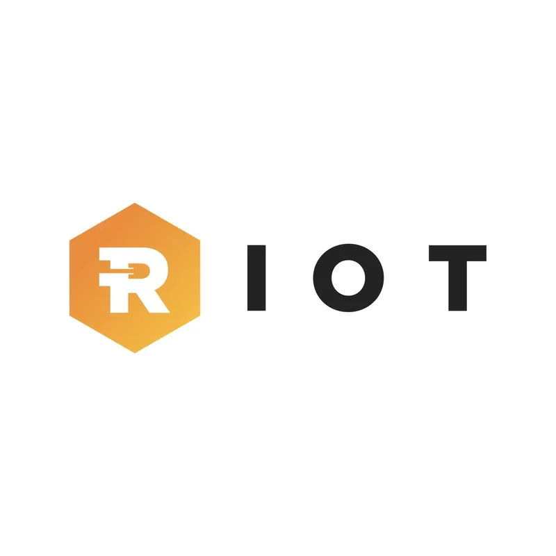 Riot Platforms paga $200 millones de crédito a Coinbase y libera BTC y USDC