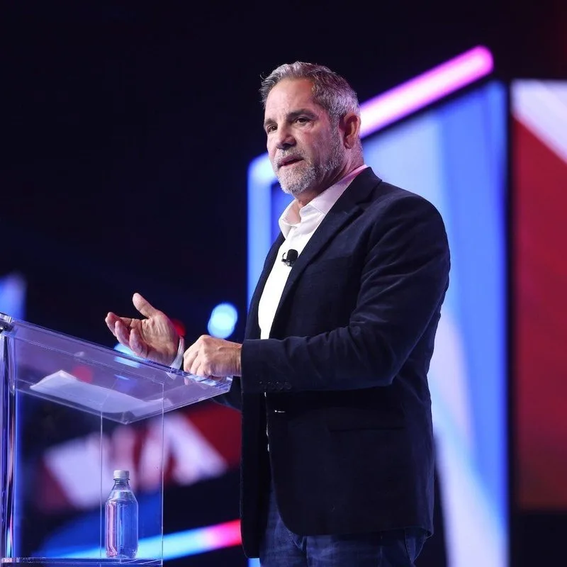 💰 Grant Cardone dice que Cardone Capital añadió otros 10.5 BTC de su flujo de caja de julio, elevando su pila…
