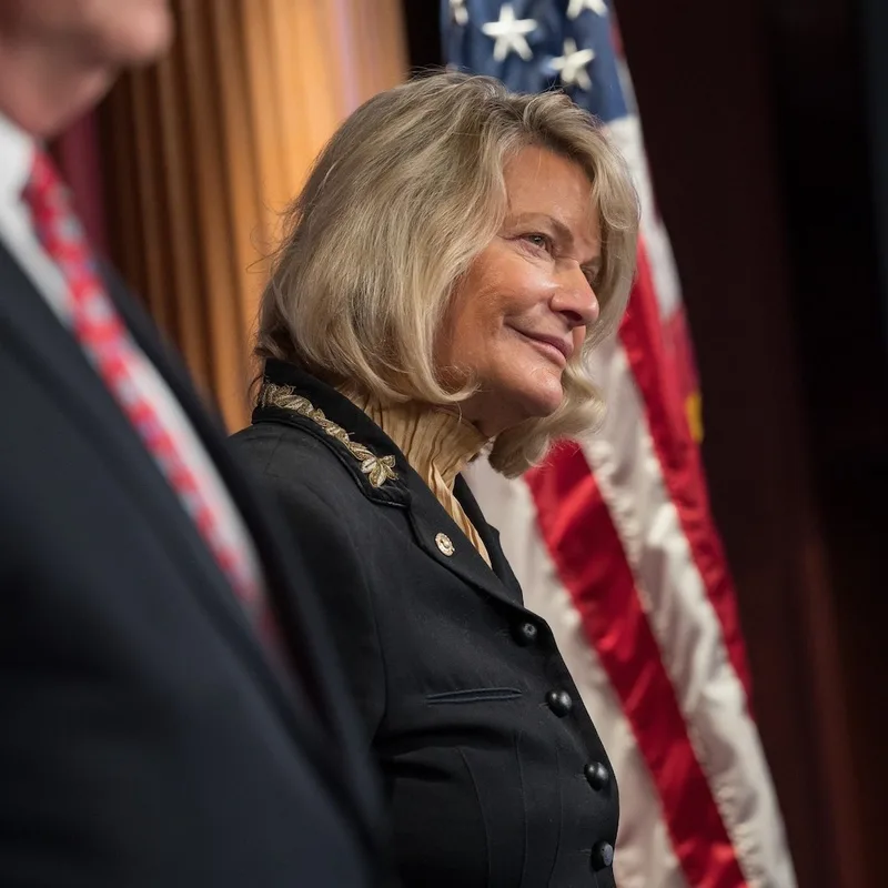 Senadora Lummis culpa a demócratas de frenar CLARITY Act