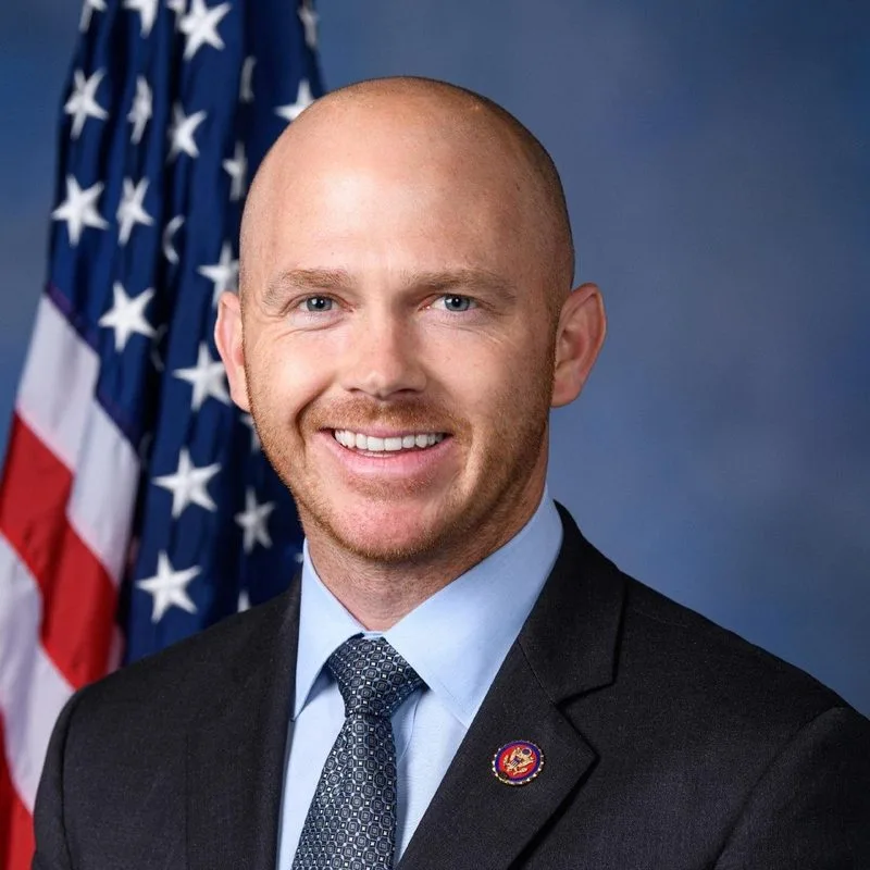 🇺🇸 El representante William Timmons dice que la Ley CLARITY está "en la línea de una yarda" y que los legisladores…