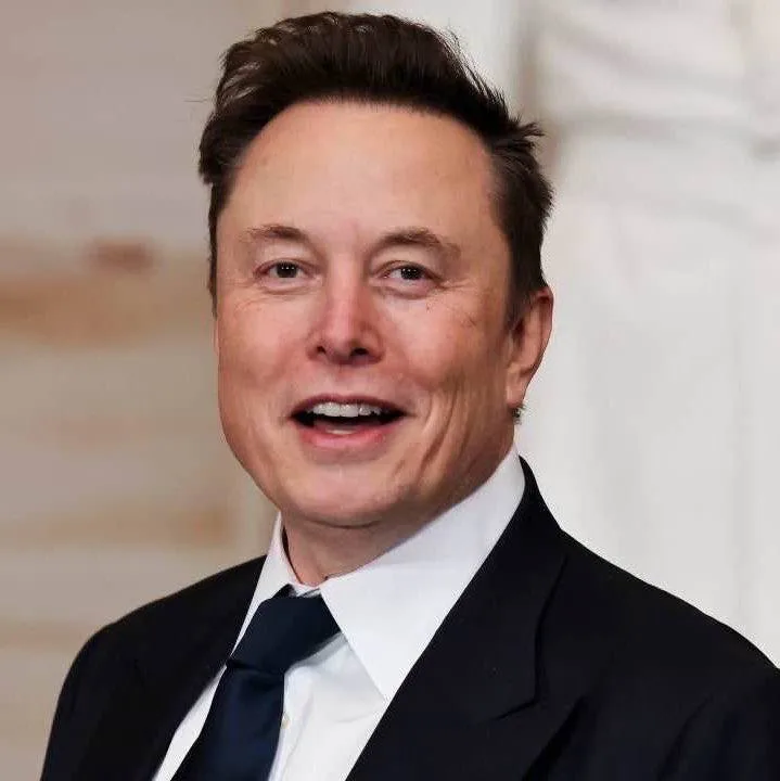 Elon Musk afirma que el dinero perderá relevancia