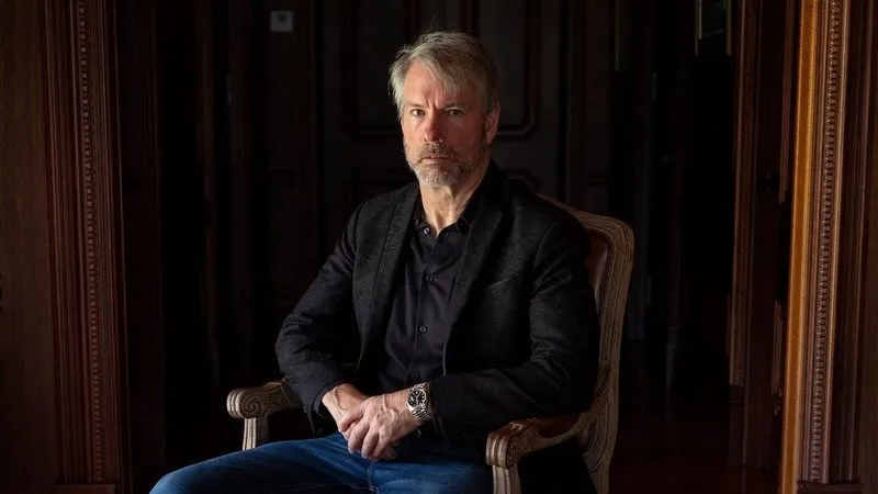 ⚡ Michael Saylor afirma que la mayor amenaza de Bitcoin son los cambios internos en las reglas de consenso…
