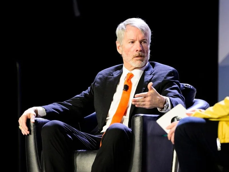 ⛏️ Michael Saylor dice que el fracaso de BIP-110 demuestra que "el consenso se gana, no se declara", y que un fork…