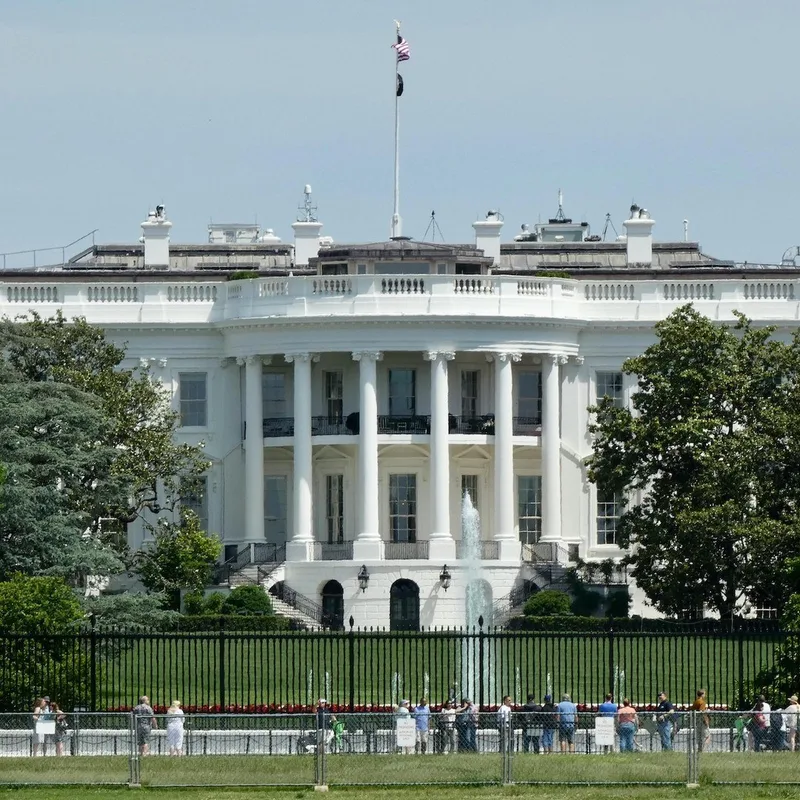La Casa Blanca apoya la Ley CLARITY
