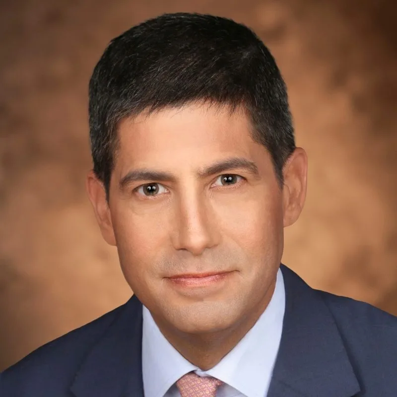 Kevin Warsh: la Fed endurecerá el dólar para frenar a China