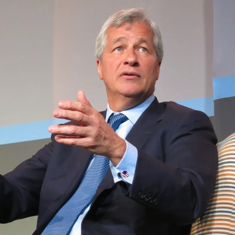 Jamie Dimon: JPMorgan no permitirá IA externa en cuentas